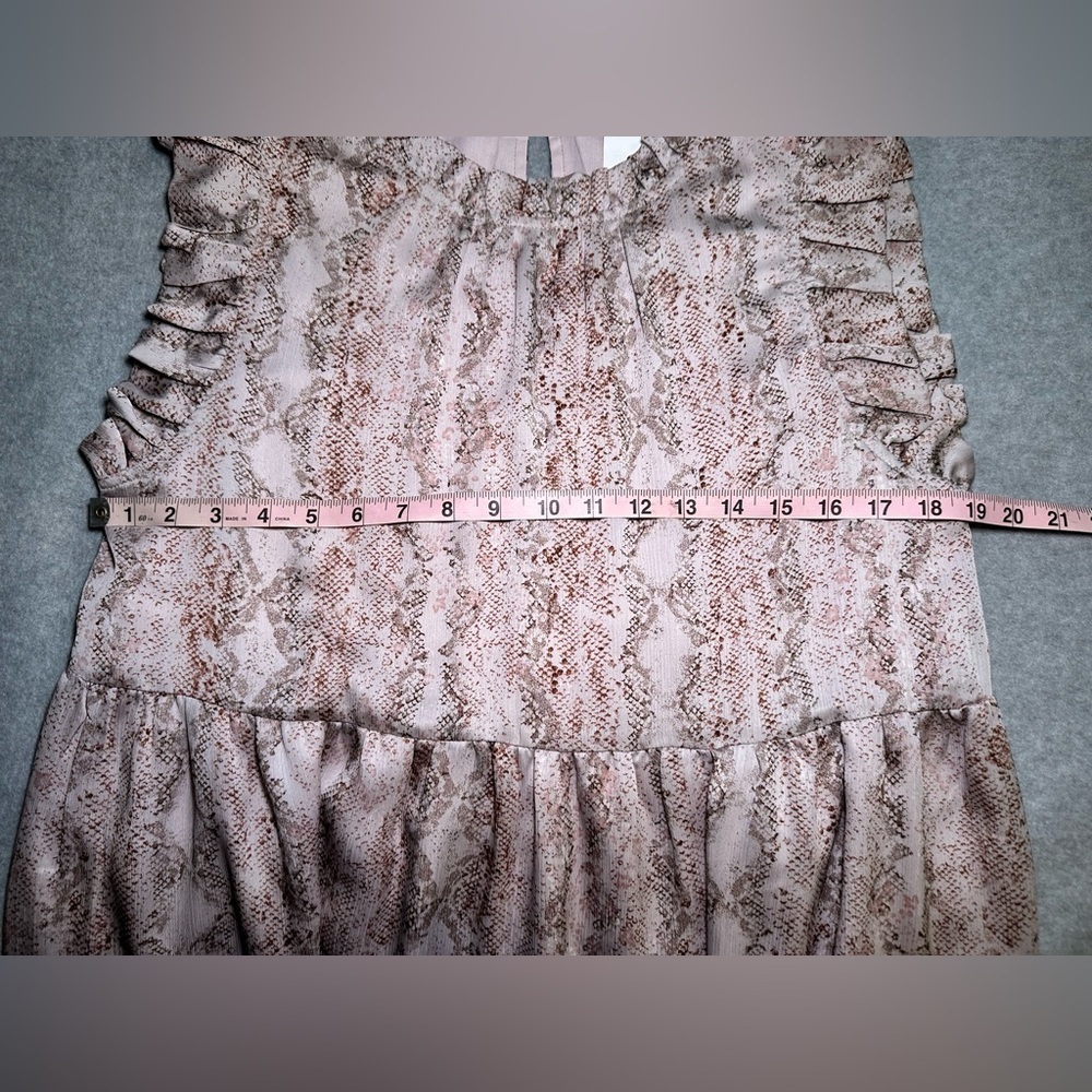 NWT Karlie python ruffle hi lo dress blush size L - Picture 6 of 9